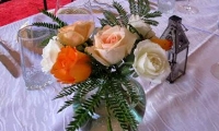 Wedding flower arrangement